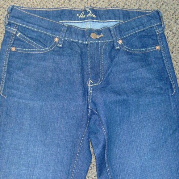 Womens Old Navy Bootcut Jeans 4T Tall Diva Blue Denim Dark Wash Flat Front Long - Picture 2 of 5